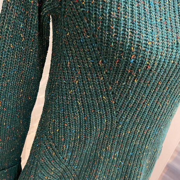 Style & Co. Ribbed Green Sweater W/Multi-Colors - Picture 2 of 7